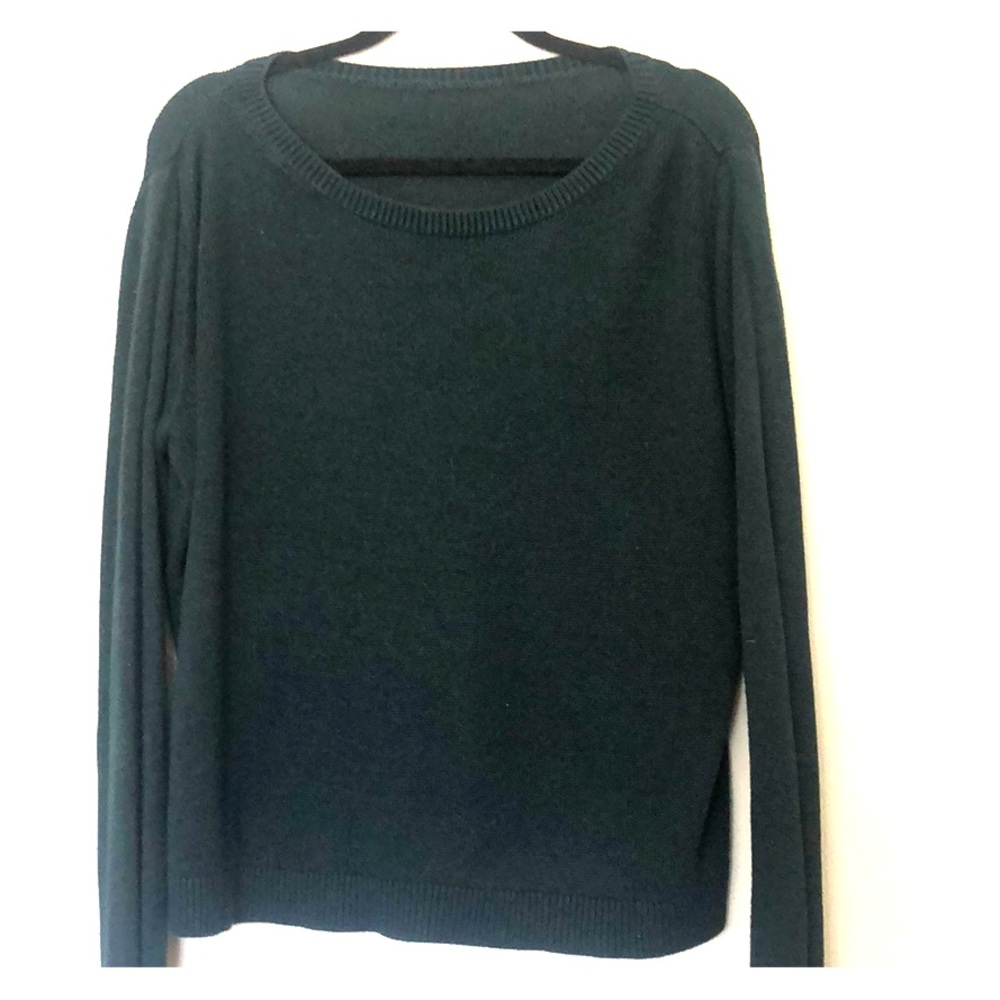 Brandy Melville Sweater